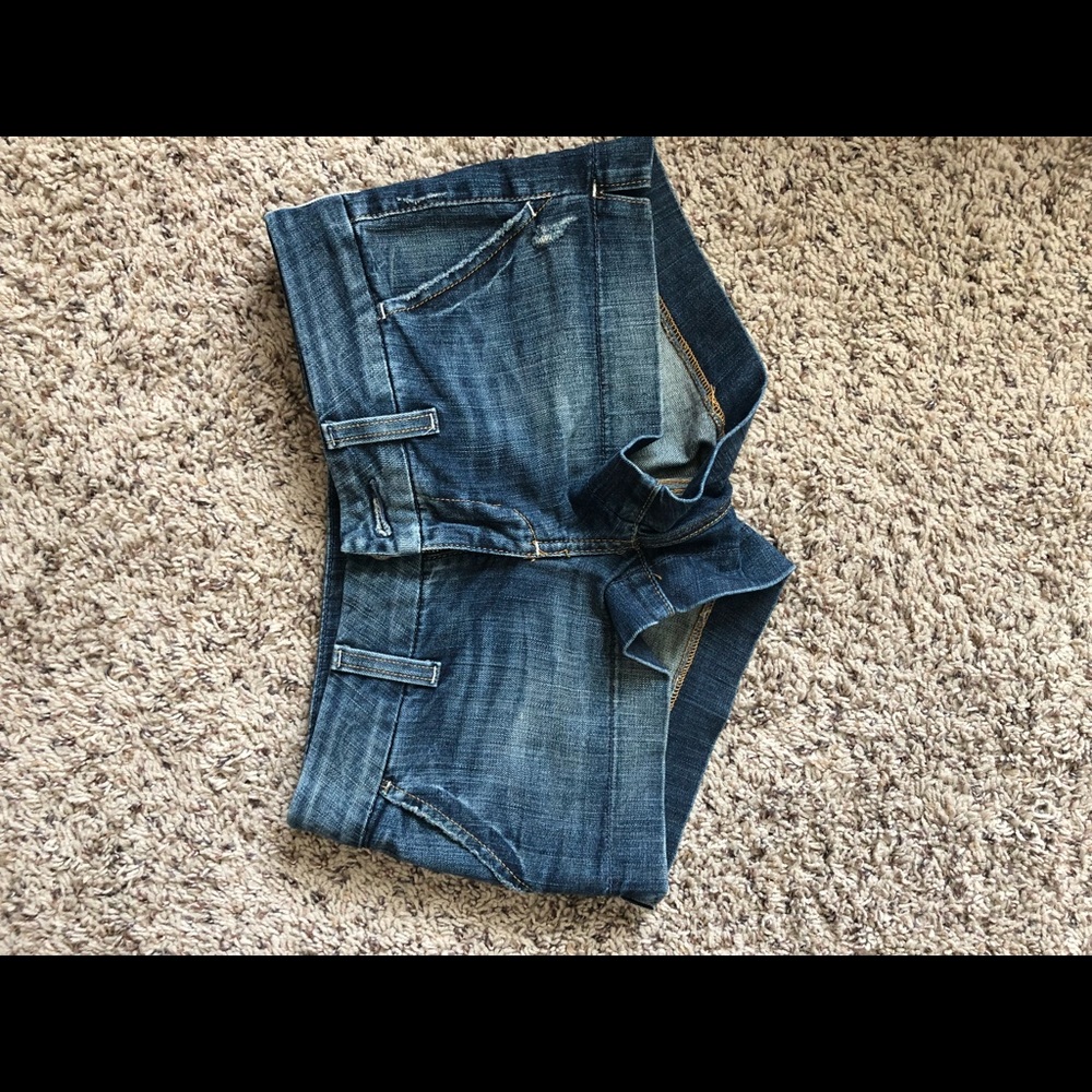 Dark denim short